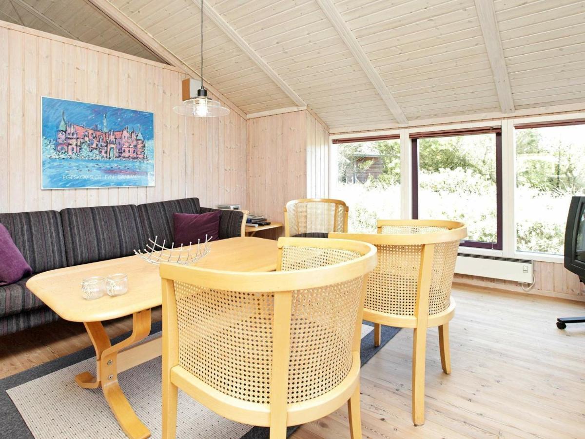 8 Person Holiday Home In Oksb L Vejers Strand Buitenkant foto